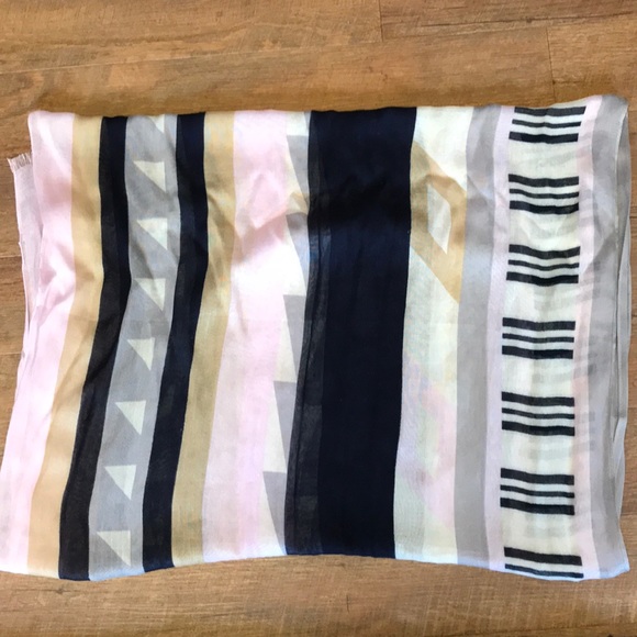 NWOT Silky scarf - Picture 2 of 2